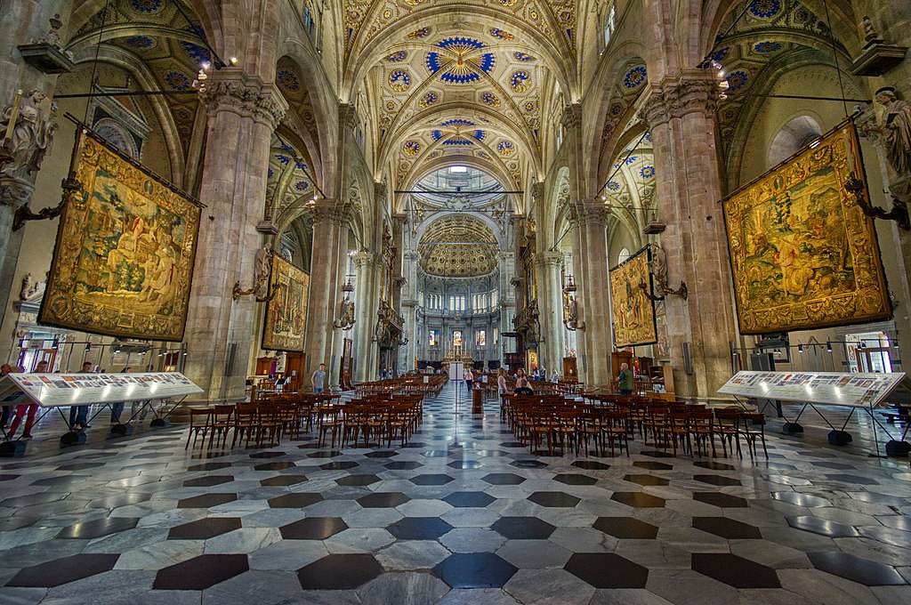 Como Cathedral